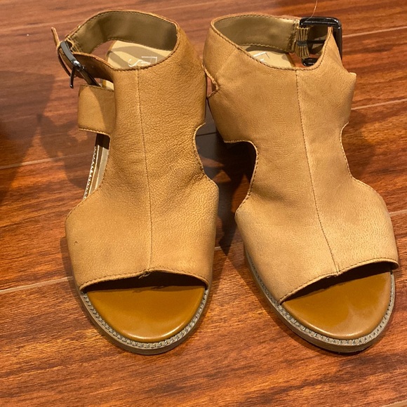 Franco Sarto | Shoes | Franco Sarto Sandal In Light Brown | Poshmark